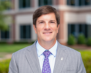 Headshot of Southern First banker, Dan Shields.