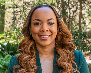 Headshot of Southern First Mortgage Lender, Natifha Cooper.